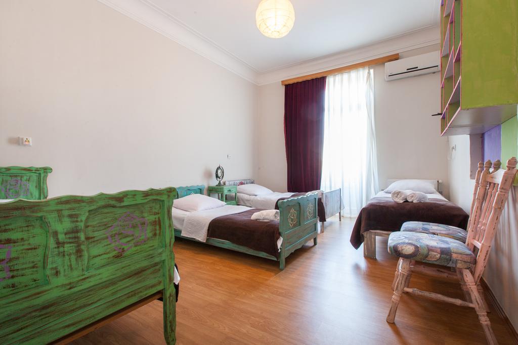Sweet Home At Rustaveli Avenue Tbilisi ห้อง รูปภาพ